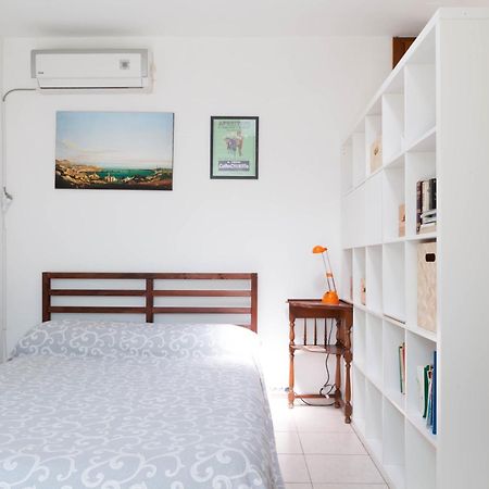 Terrace Apartment Close To Metro Station Milano Esterno foto