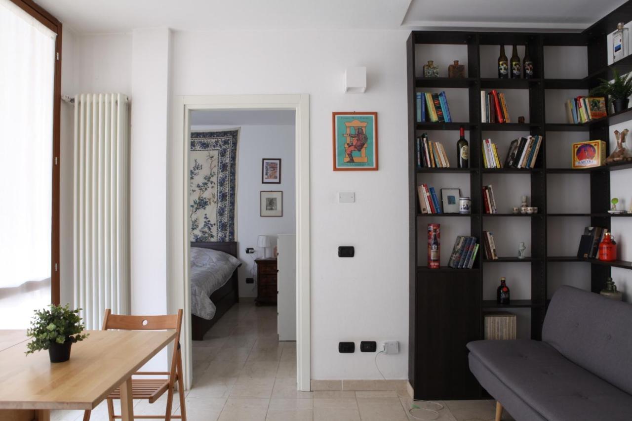 Terrace Apartment Close To Metro Station Milano Esterno foto