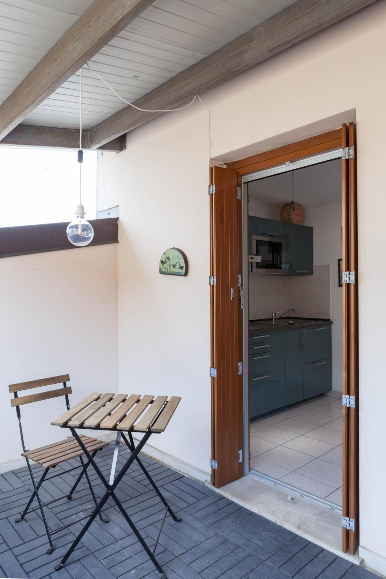 Terrace Apartment Close To Metro Station Milano Esterno foto