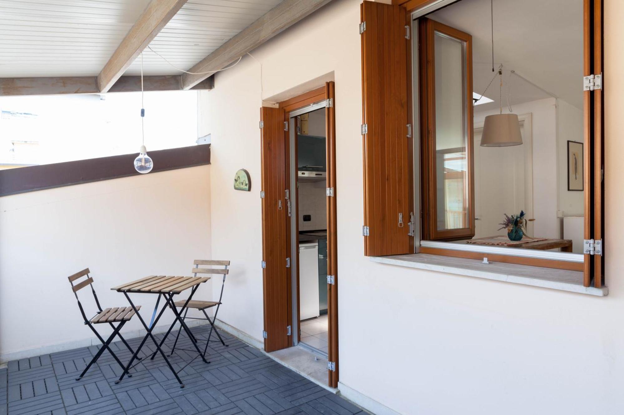 Terrace Apartment Close To Metro Station Milano Camera foto